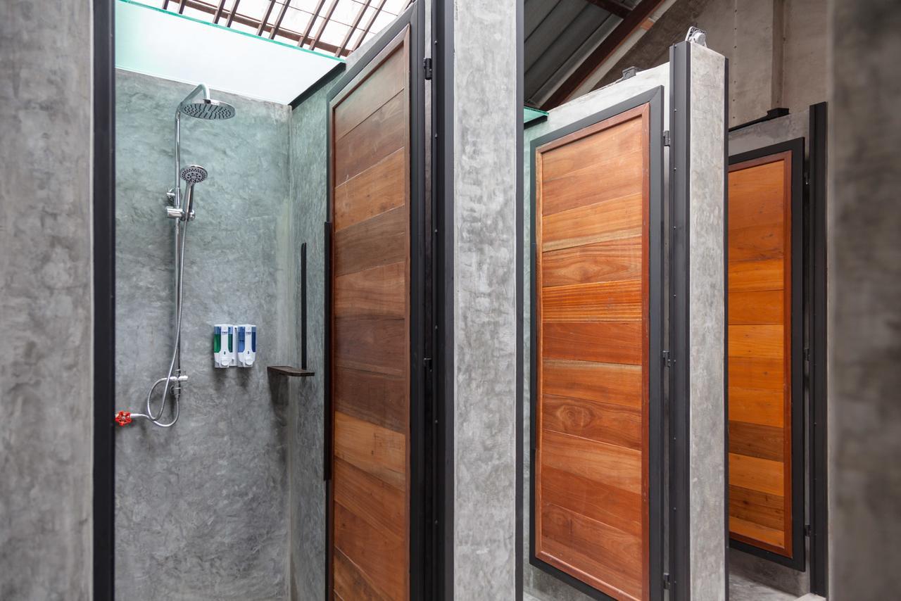 Feel Good Hostel Phuket Exterior photo