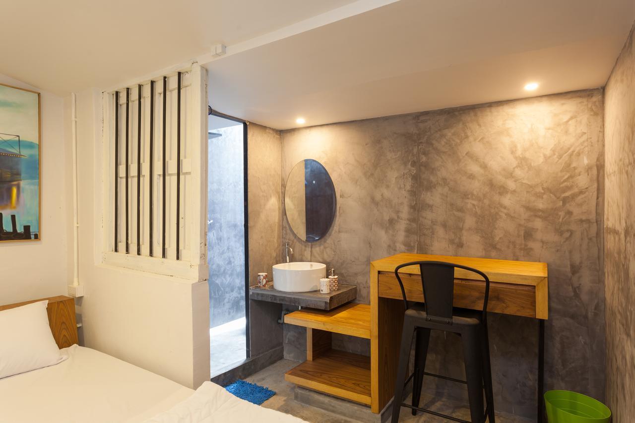 Feel Good Hostel Phuket Exterior photo