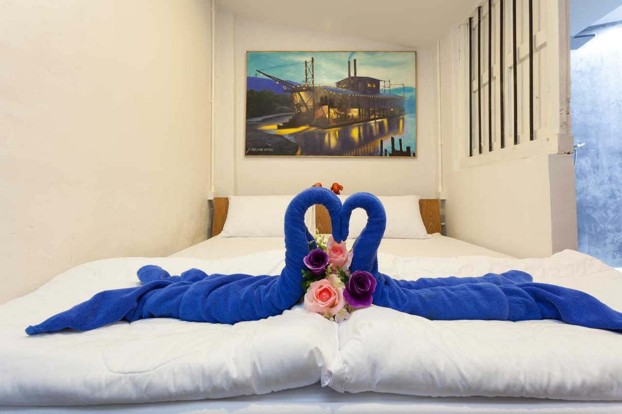 Feel Good Hostel Phuket Exterior photo